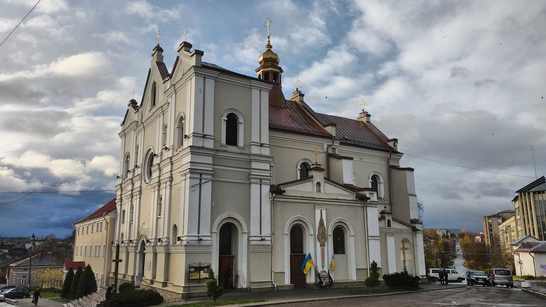 Відео з прямої трансляції Божественної Літургії